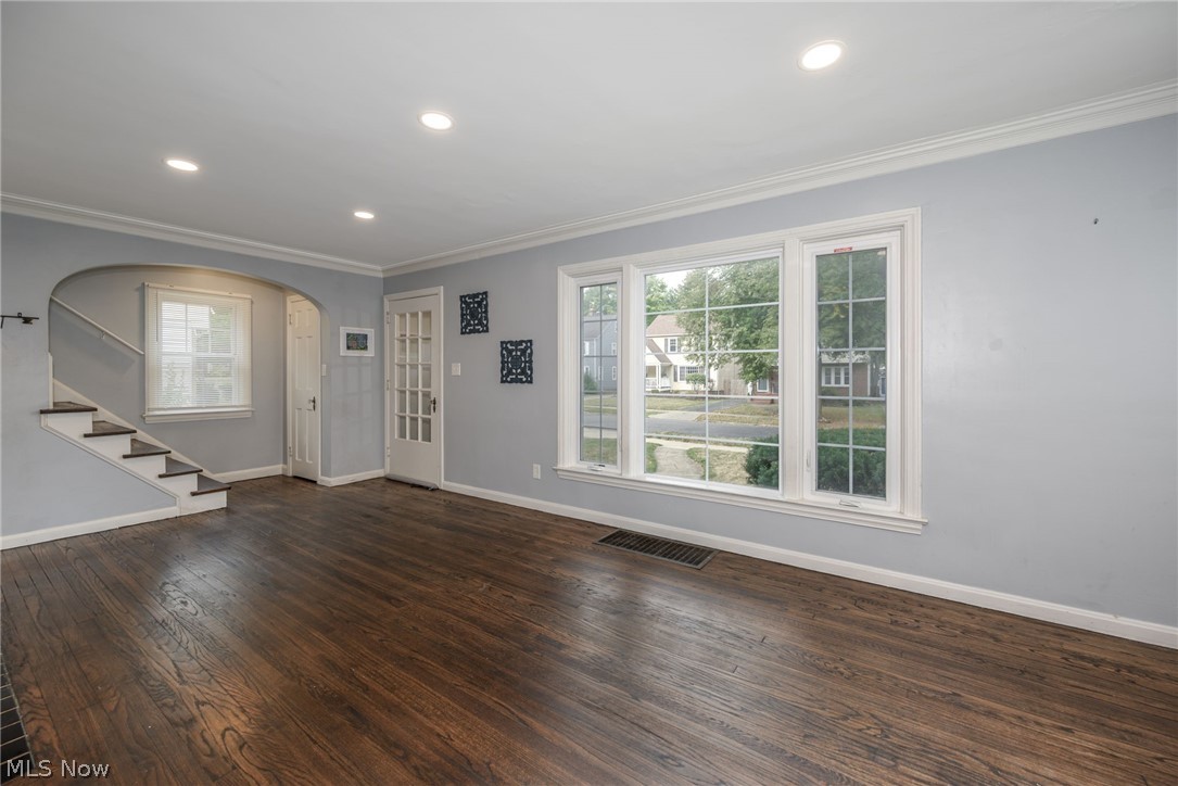 853 Beverly Road Cleveland Heights, OH 44121 - Photo 5 of 50 Gallery Image 5
