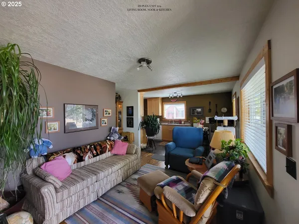 $500,000 | 204 North Russell Street, Joseph, OR 97846