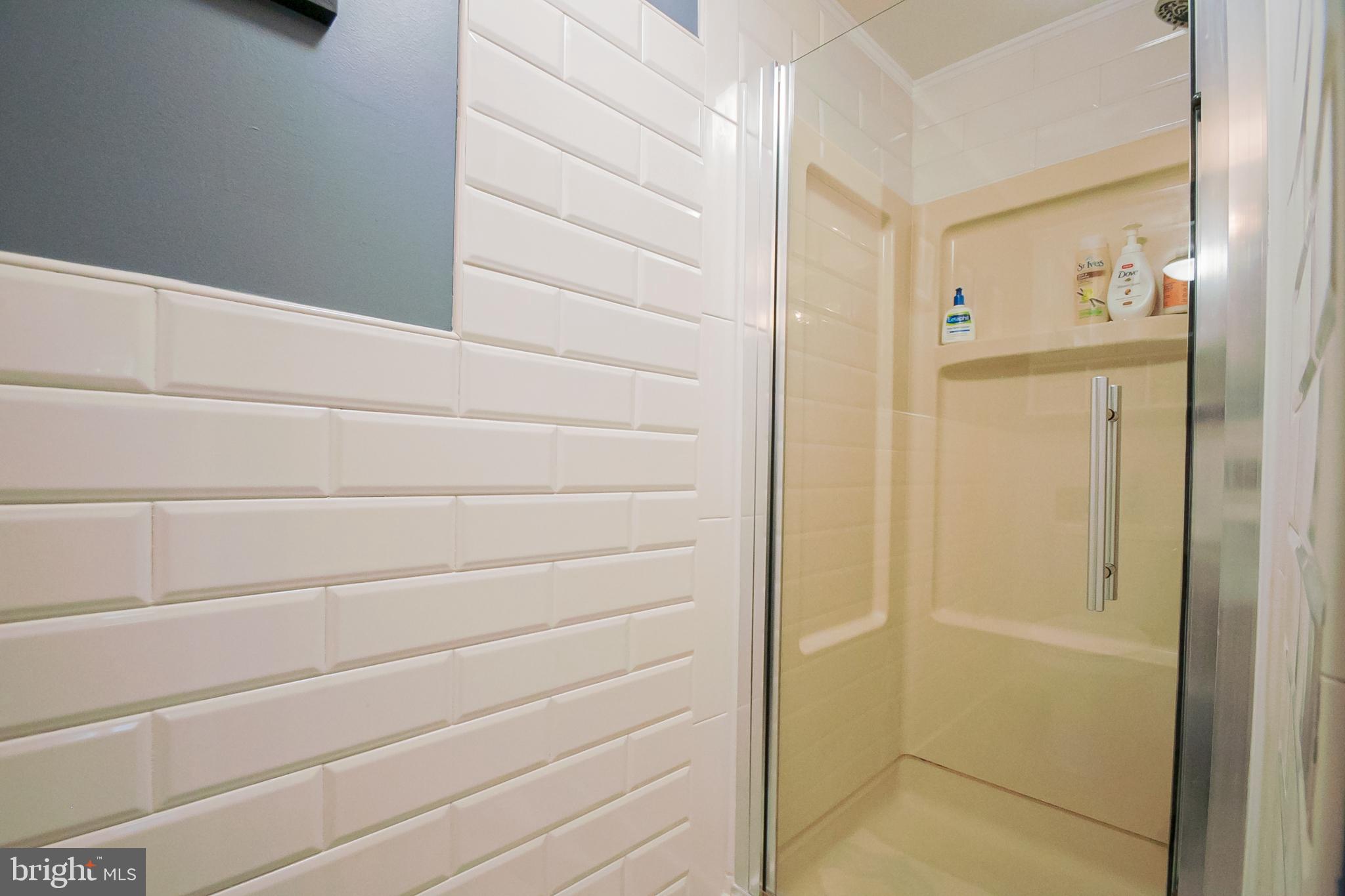 7 Rockford Road, Unit G5 Wilmington, DE 19806 - Photo 32 of 34 Master Bath