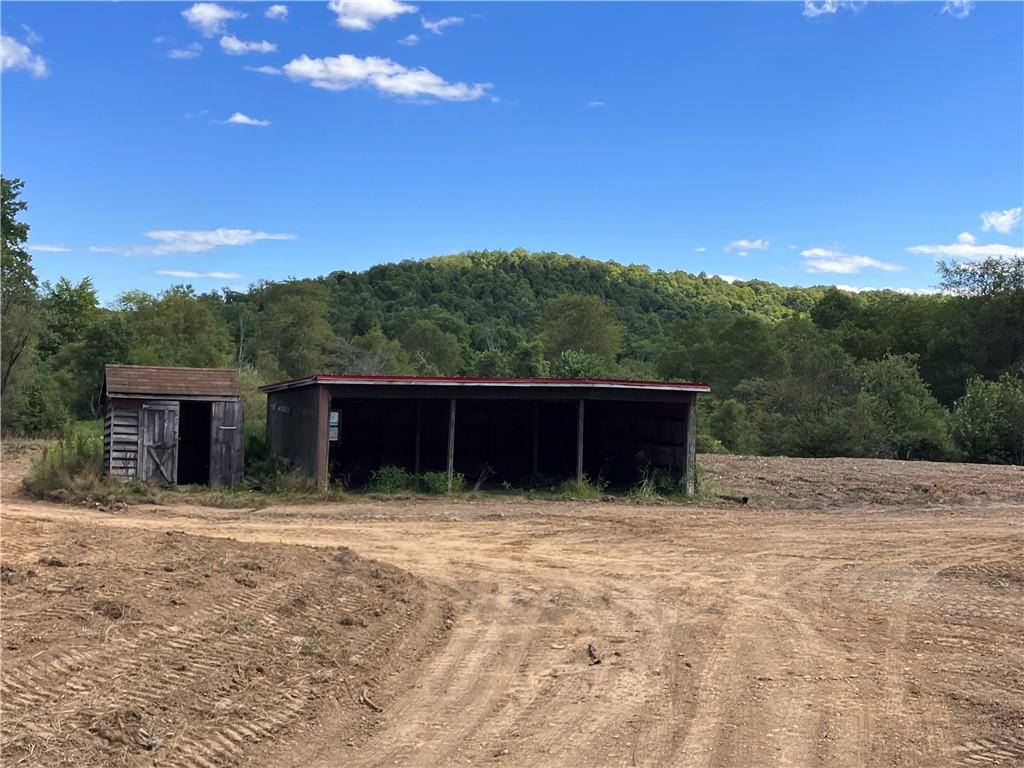 155 Davis Farm Road Clarendon, PA 16313 - Photo 3 of 15 Gallery Image 3