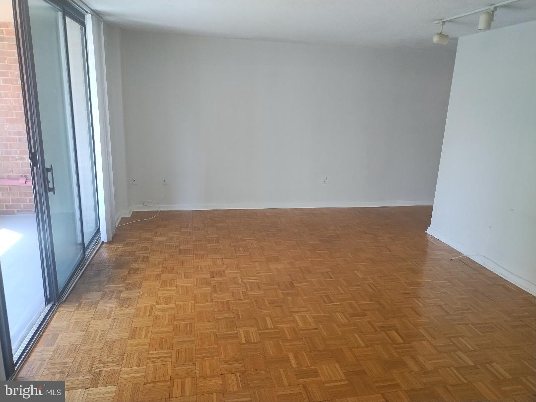 2141 P Street Northwest, Unit 202 Washington, DC 20037 - Photo 6 of 30 a view of empty room