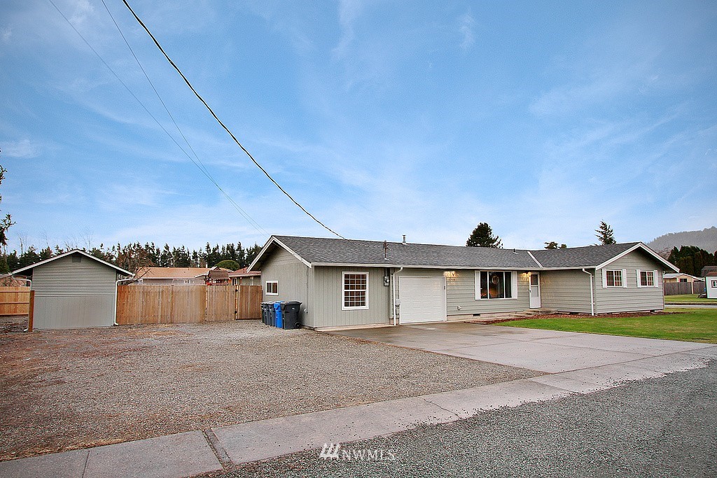 1544 Collins Road Buckley, WA 98321 - Photo 3 of 25