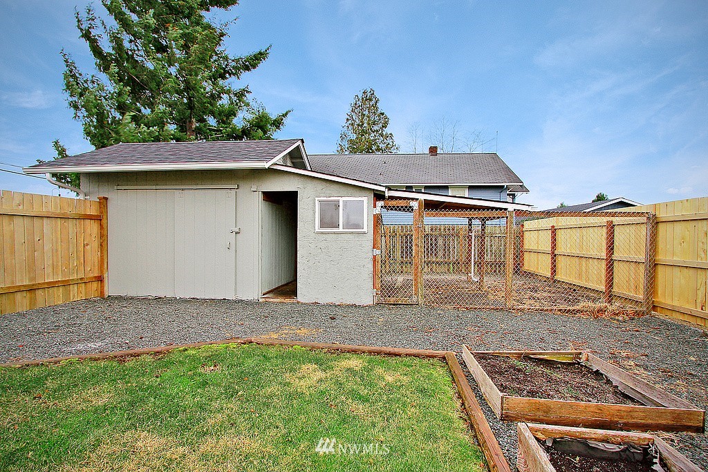 1544 Collins Road Buckley, WA 98321 - Photo 22 of 25