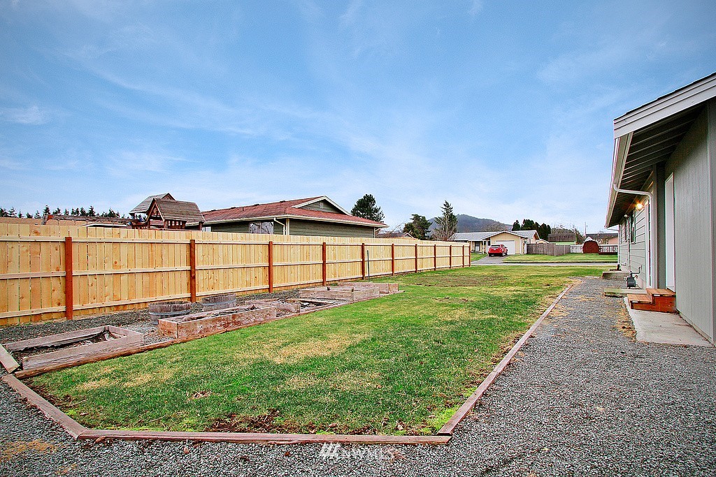 1544 Collins Road Buckley, WA 98321 - Photo 23 of 25