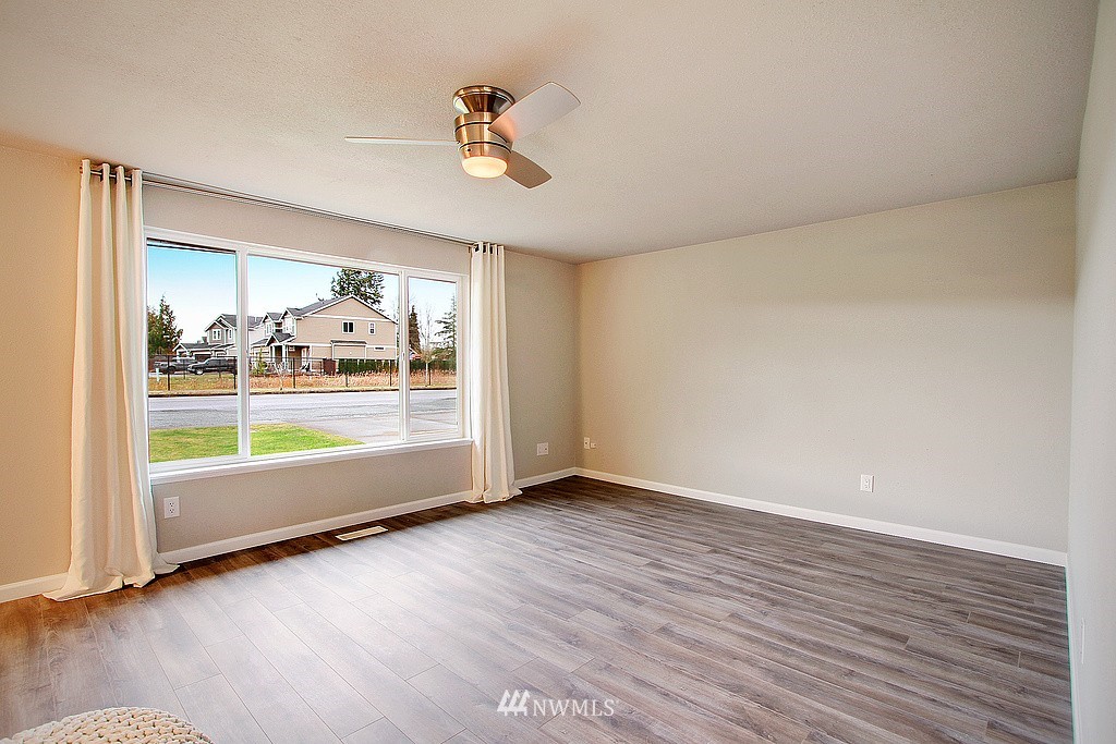 1544 Collins Road Buckley, WA 98321 - Photo 7 of 25