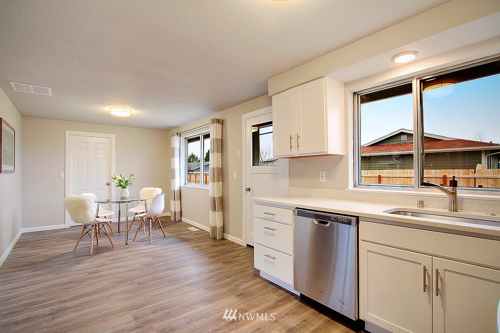 1544 Collins Road Buckley, WA 98321 - Photo 10 of 25
