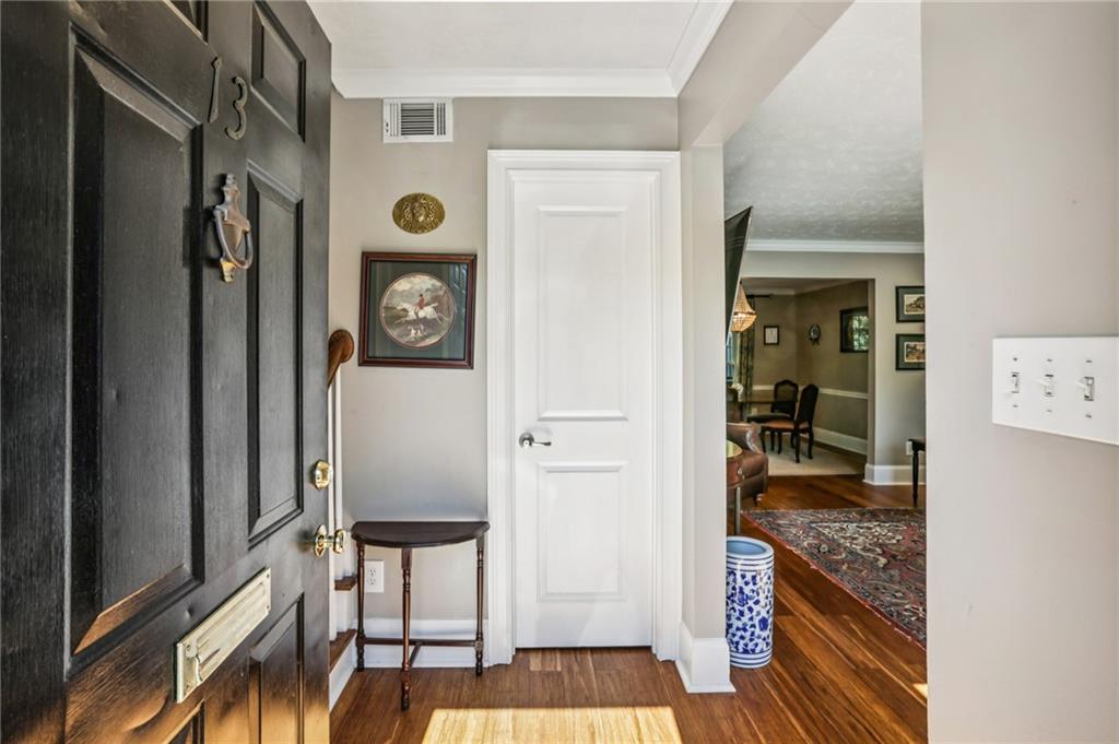 13 Independence Place Northwest Atlanta, GA 30318 - Photo 2 of 39