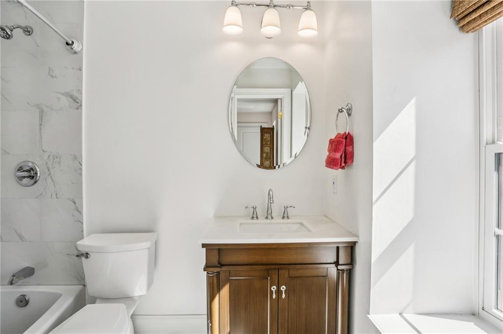 13 Independence Place Northwest Atlanta, GA 30318 - Photo 23 of 39