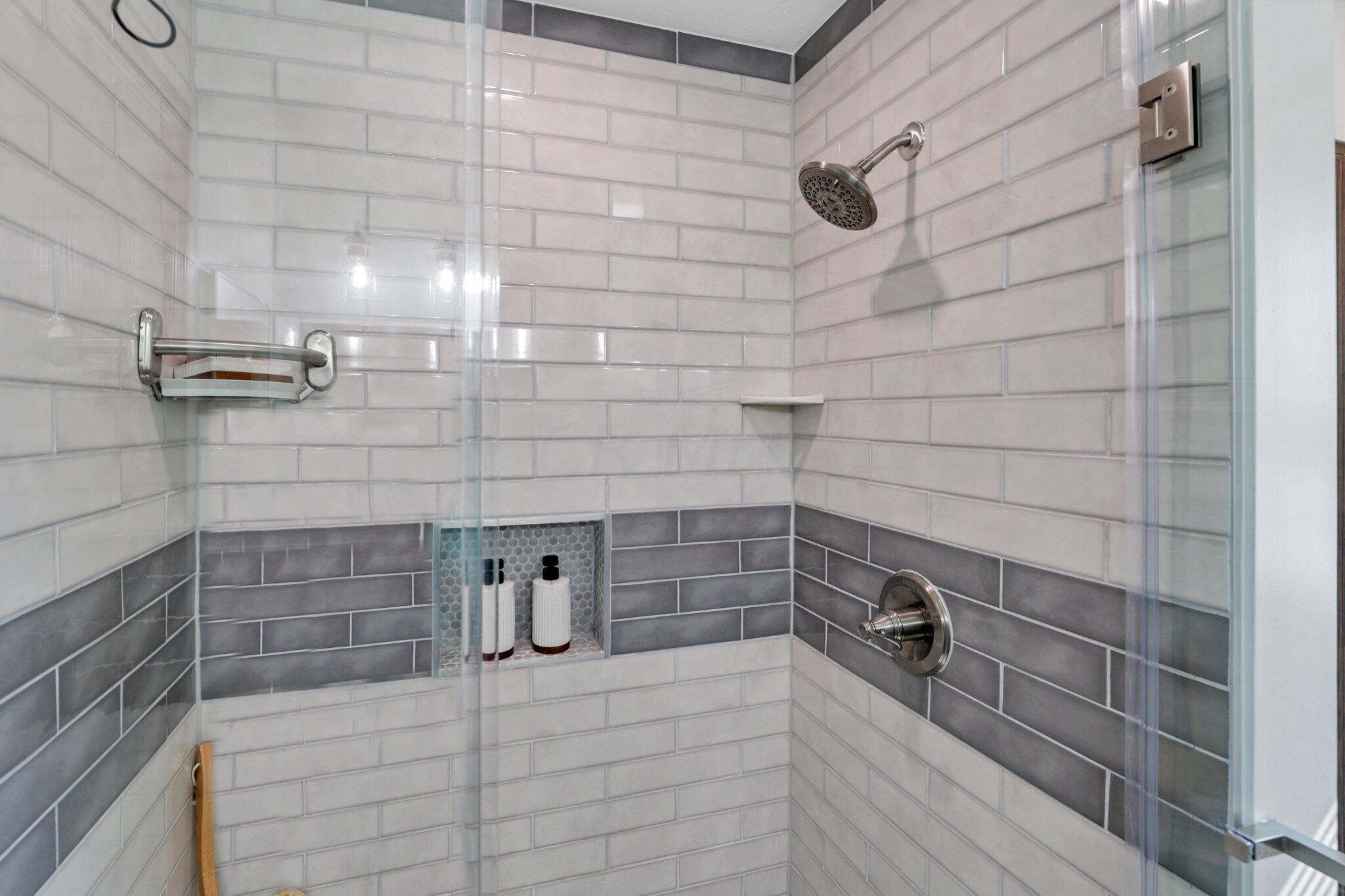 1821 Pine Road Heath, OH 43056 - Photo 27 of 62 Owner's suite bath - new tiled shower with seat