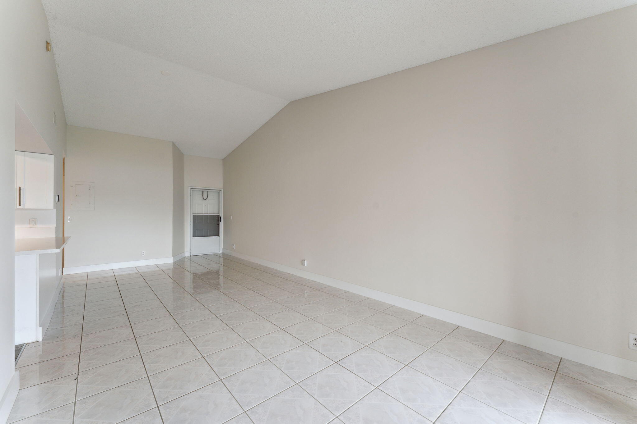 3190 Leewood Terrace, Unit L204 Boca Raton, FL 33431 - Photo 5 of 37 Leewood 5
