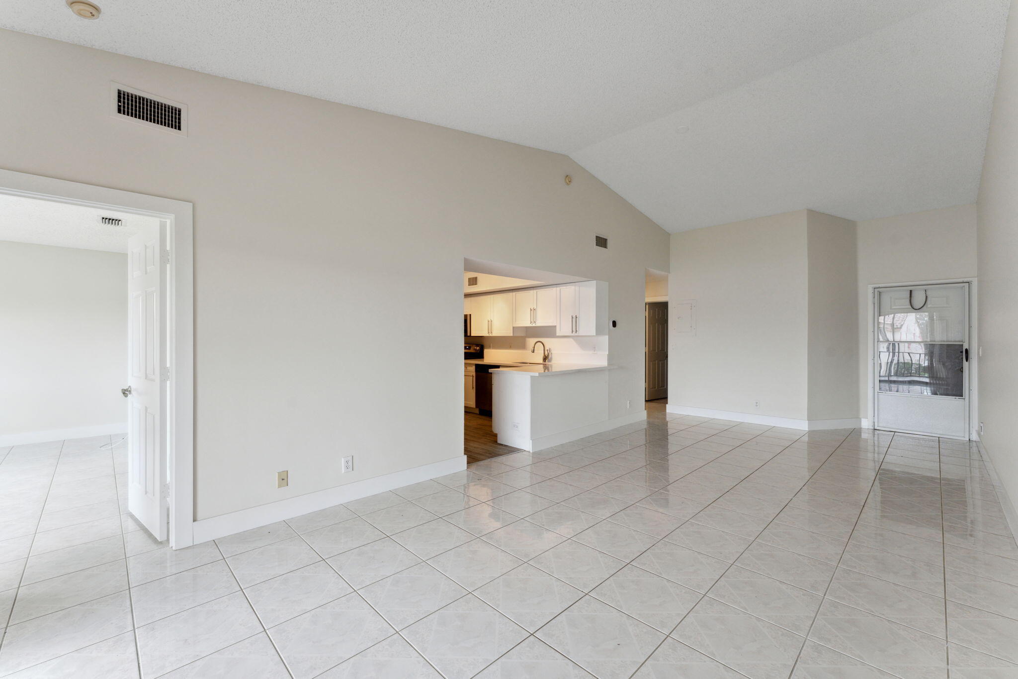 3190 Leewood Terrace, Unit L204 Boca Raton, FL 33431 - Photo 6 of 37 Leewood 6