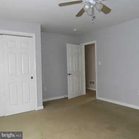 a view of a window in a room