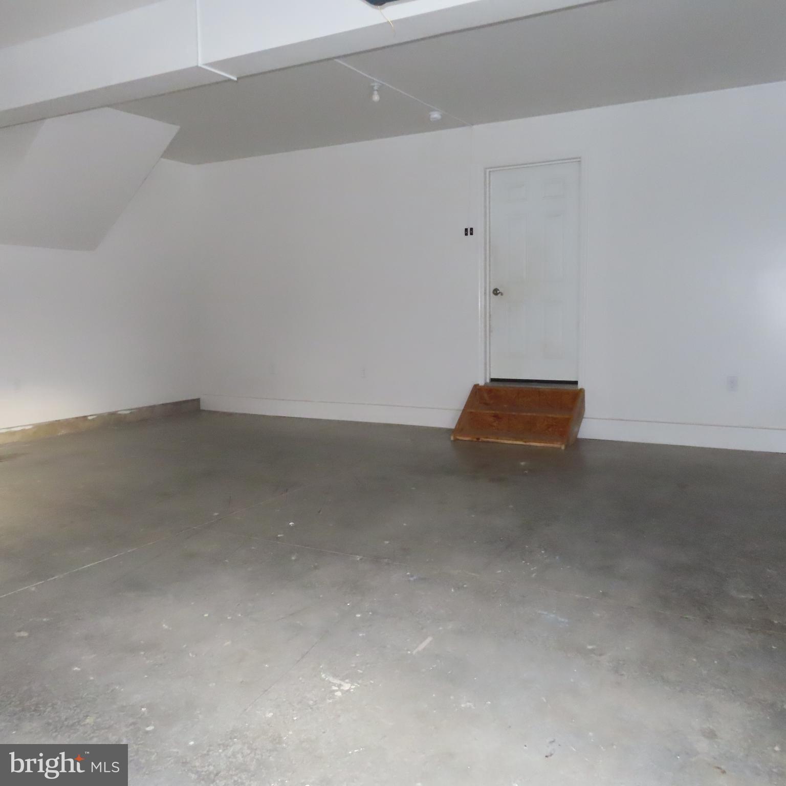 5237 Rolling Road, Unit H Chambersburg, PA 17202 - Photo 35 of 36 a view of room