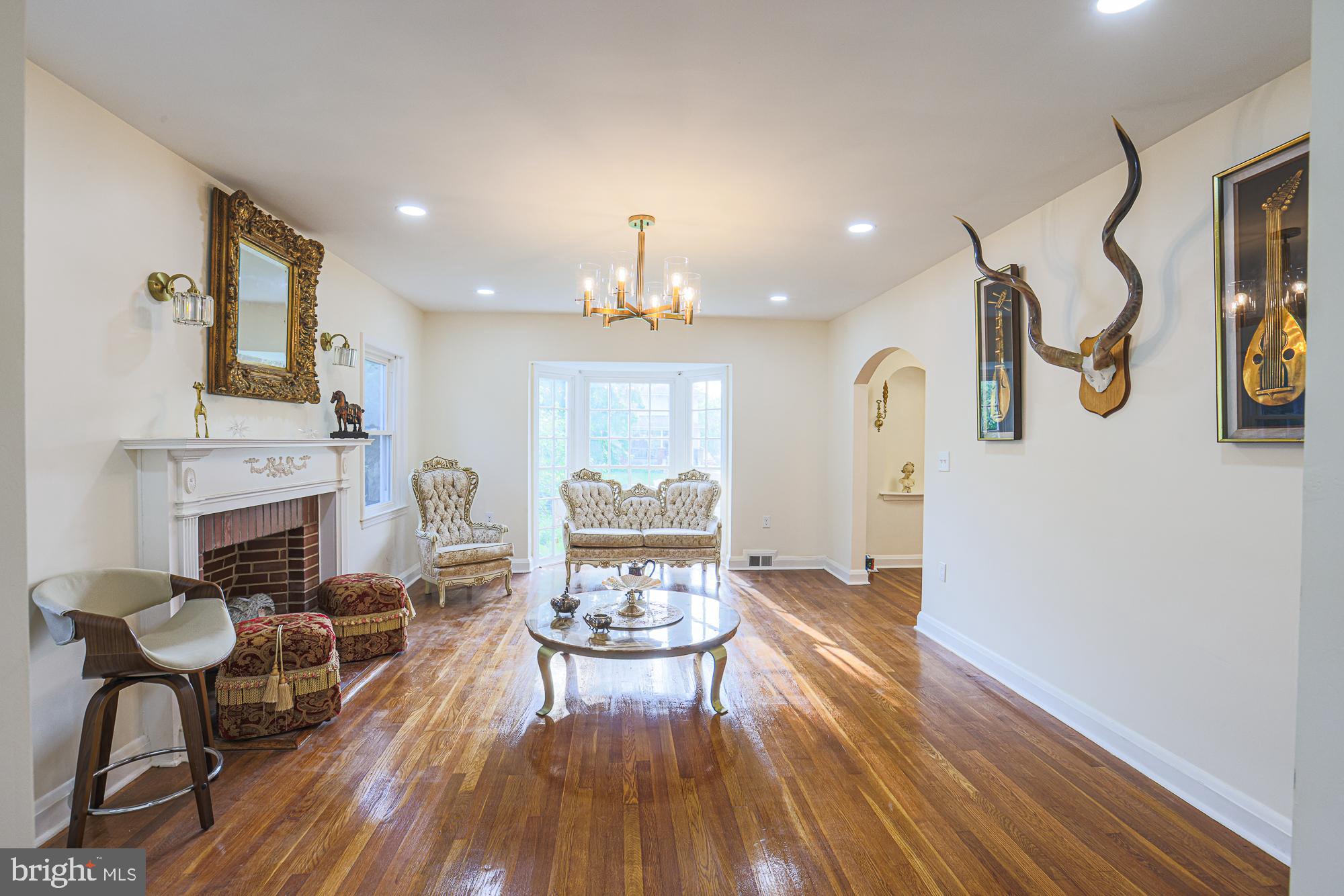 3817 Copley Road Baltimore, MD 21215 - Photo 13 of 58