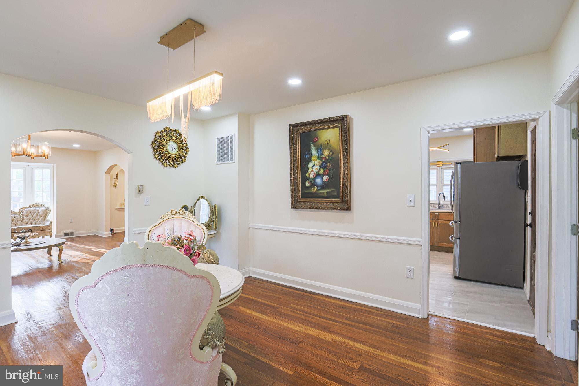 3817 Copley Road Baltimore, MD 21215 - Photo 16 of 58