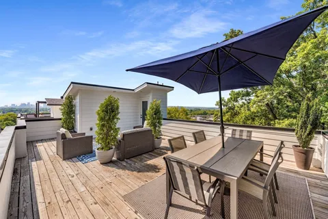 $669,999 | 3208 B Resha Lane, Nashville, TN 37218