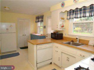 510 Maple Hill Road Havertown, PA 19083 - Photo 4 of 6 Gallery Image 4