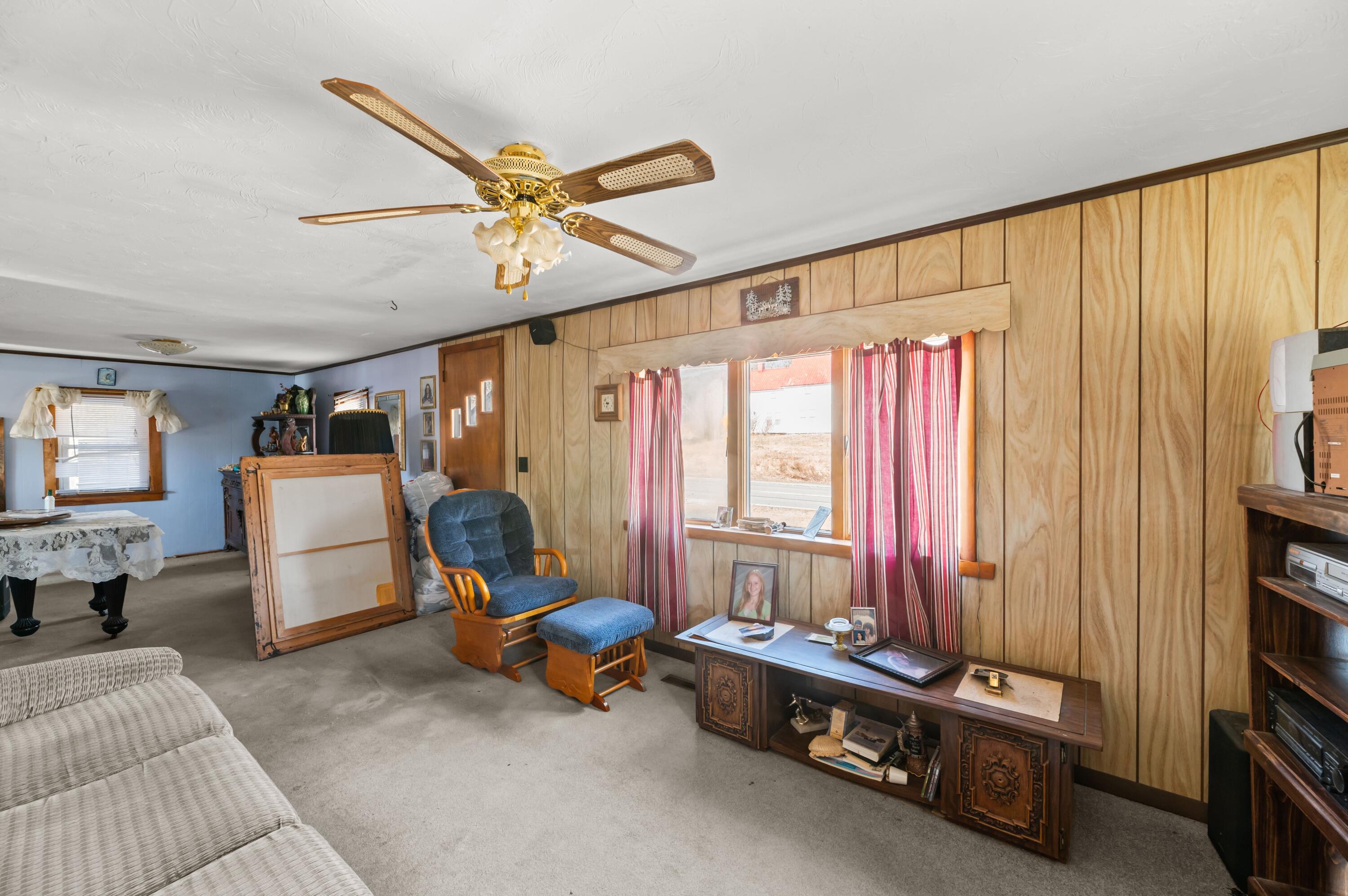 515 Water Street Guilford, ME 04443 - Photo 10 of 29 DSC_6570