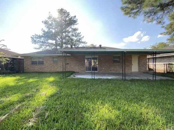 $155,000 | 2046 Oak Grove Drive, Baton Rouge, LA 70815