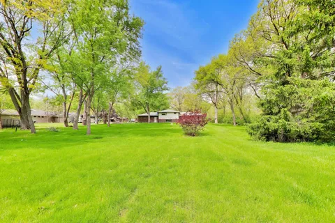 $300,000 | 26339 South Woodlawn Avenue, Crete, IL 60417