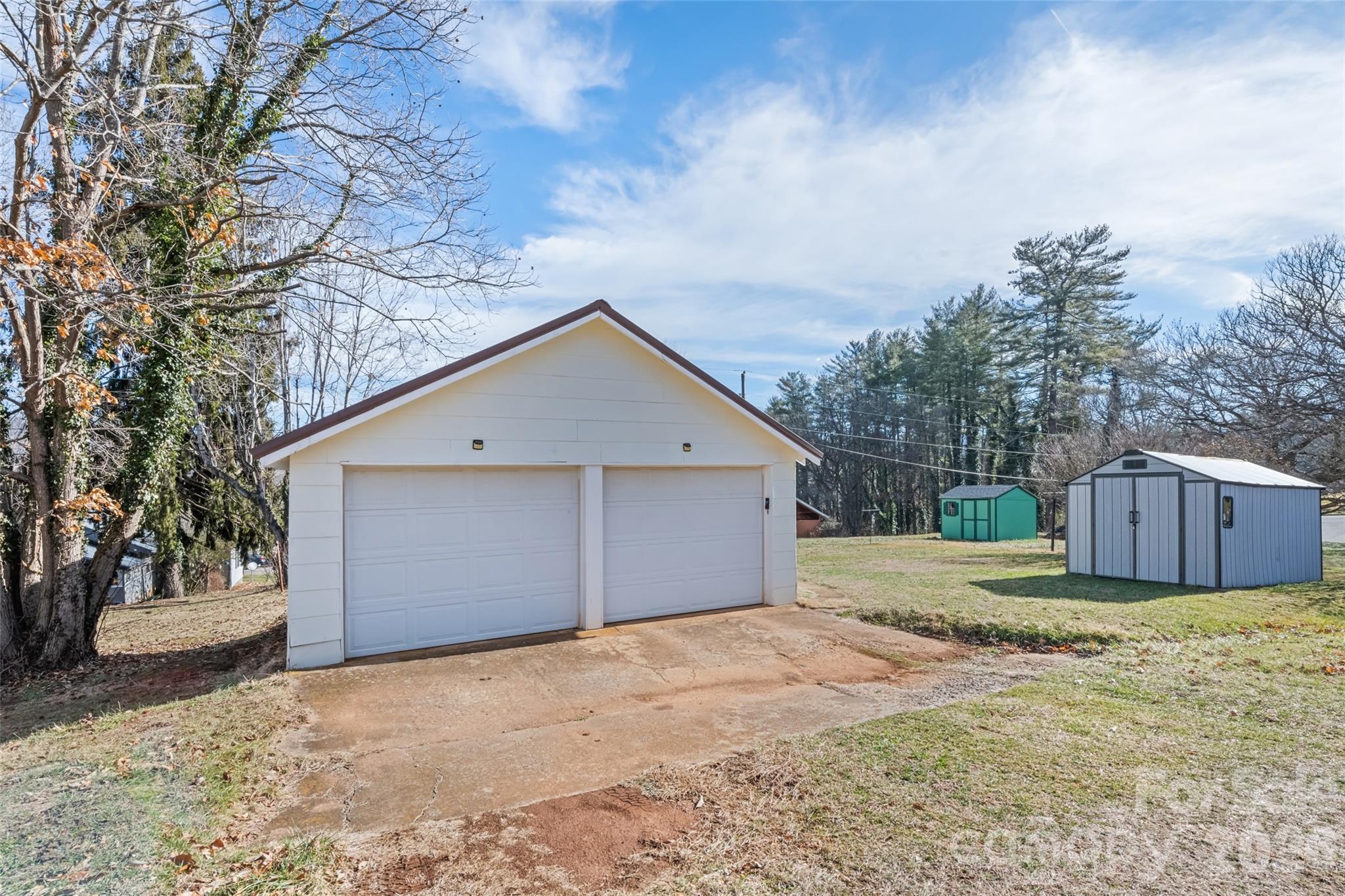 57 Fiddle Drive Canton, NC 28716 - Photo 7 of 35 a view of backyard of house