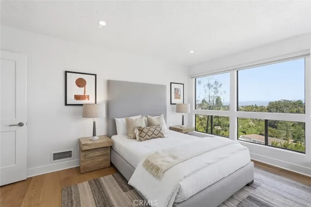 a house view with a outdoor space