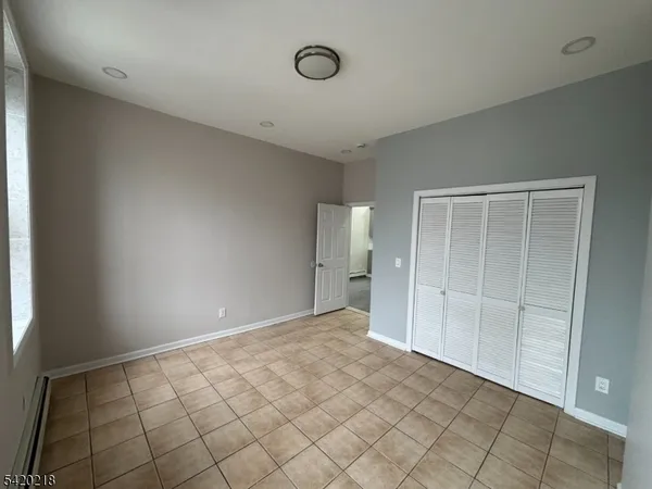 $2,600 | 127 Fulton Street, Elizabeth Port, NJ 07206