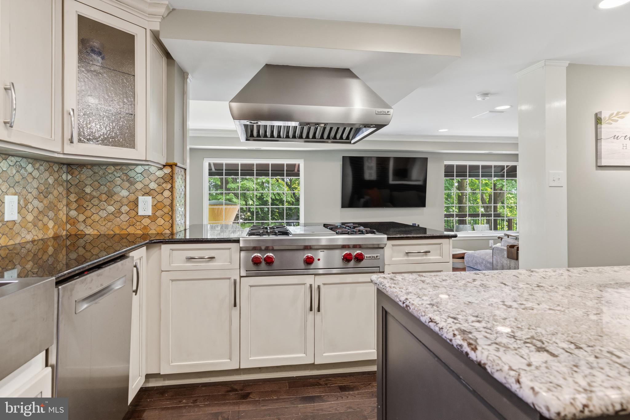 1547 Edge Hill Road Abington, PA 19001 - Photo 5 of 62
