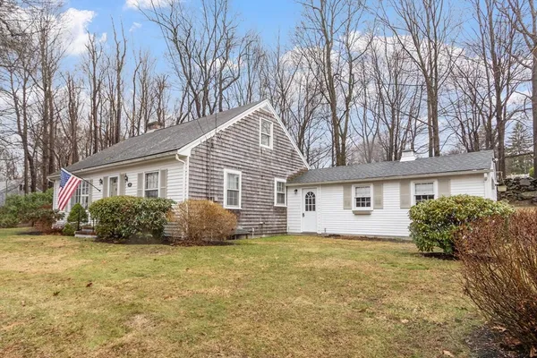 $549,900 | 348 Leominster Road, Lunenburg, MA 01462