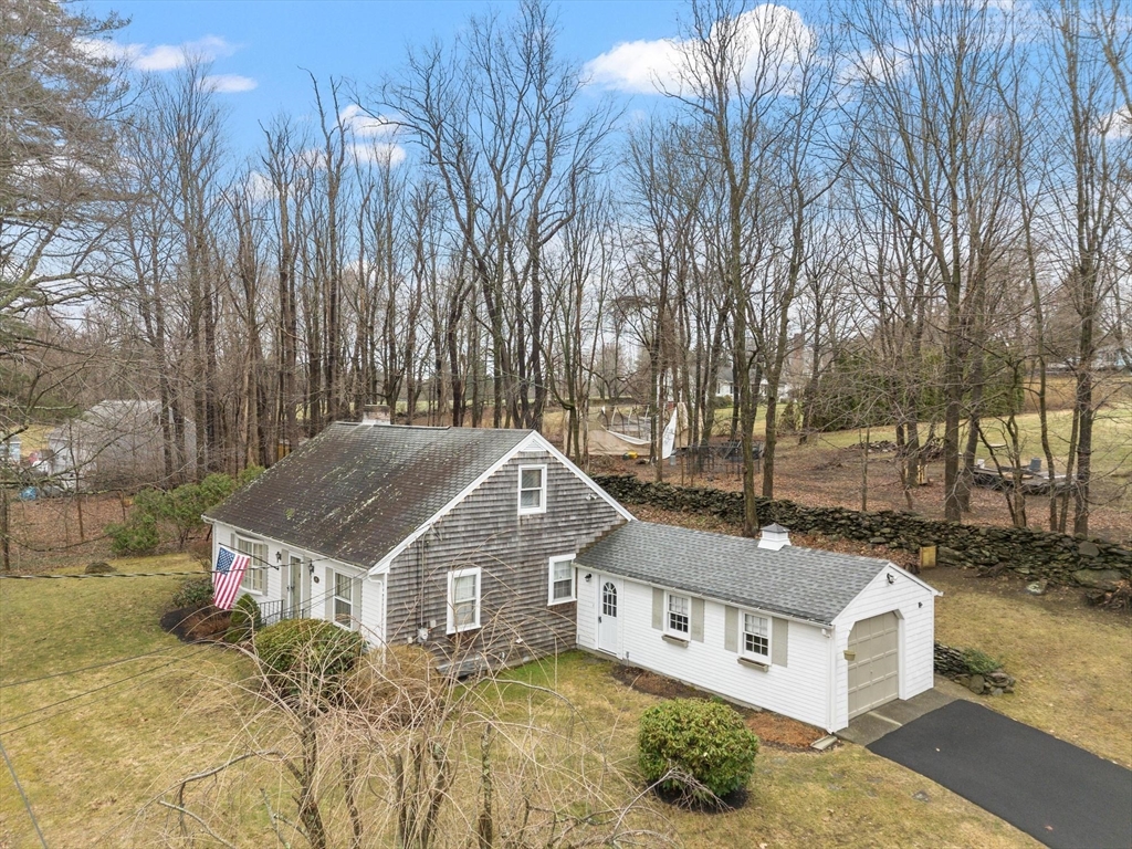 348 Leominster Road Lunenburg, MA 01462 - Photo 2 of 42