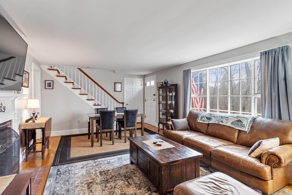 348 Leominster Road Lunenburg, MA 01462 - Photo 21 of 42