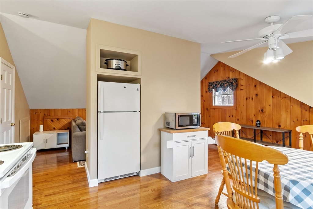 348 Leominster Road Lunenburg, MA 01462 - Photo 32 of 42