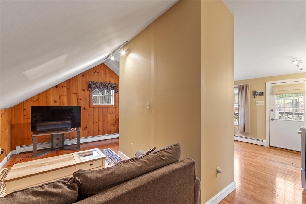 348 Leominster Road Lunenburg, MA 01462 - Photo 35 of 42