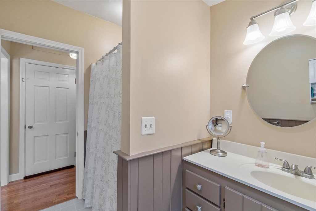 348 Leominster Road Lunenburg, MA 01462 - Photo 39 of 42