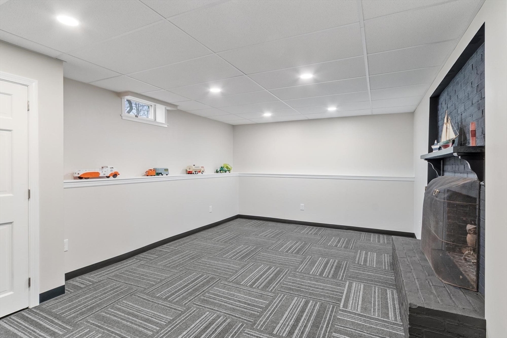 348 Leominster Road Lunenburg, MA 01462 - Photo 40 of 42