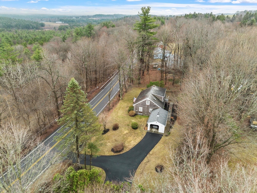 348 Leominster Road Lunenburg, MA 01462 - Photo 4 of 42