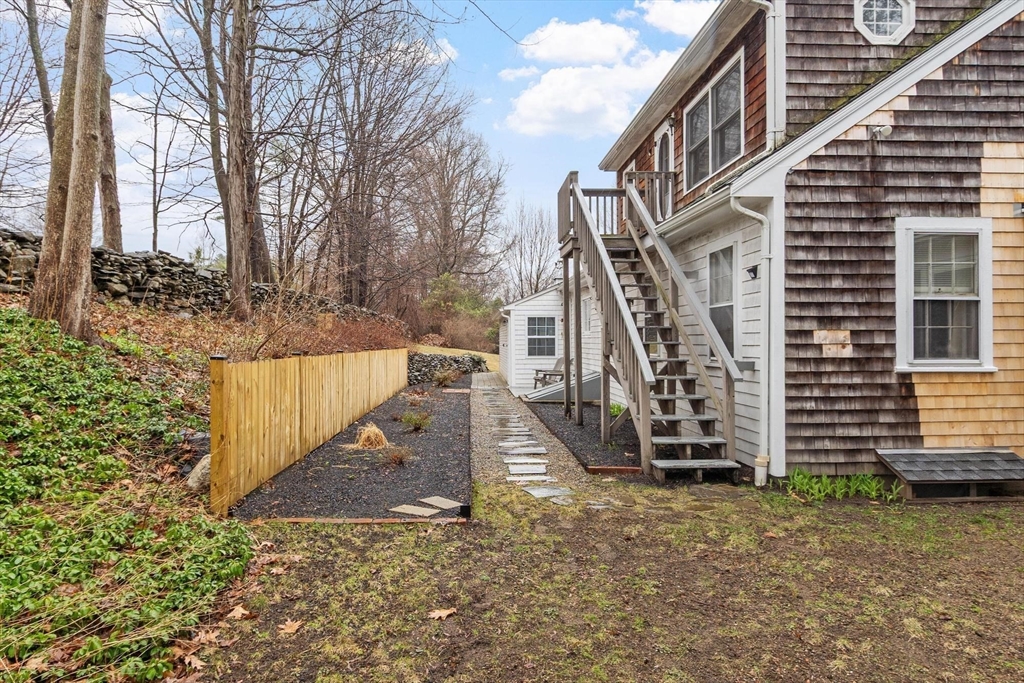 348 Leominster Road Lunenburg, MA 01462 - Photo 9 of 42