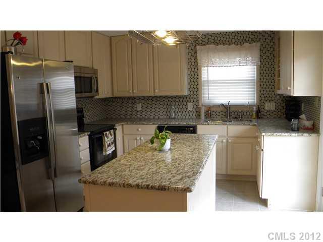 1596 Fairhope Road York, SC 29745 - Photo 13 of 16