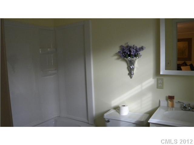 1596 Fairhope Road York, SC 29745 - Photo 7 of 16