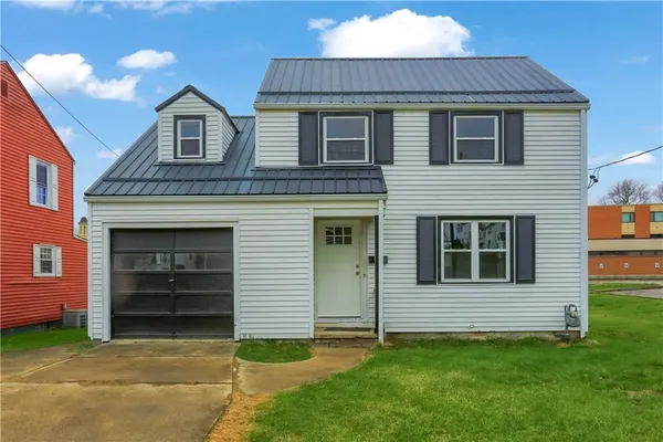 $1,300 | 740 Pershing Street, Ellwood City, PA 16117