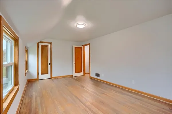 $1,300 | 740 Pershing Street, Ellwood City, PA 16117