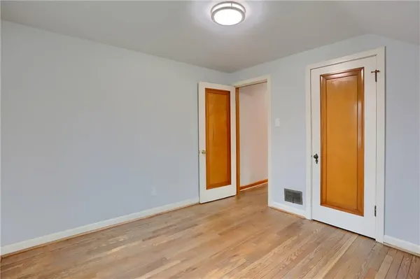 $1,300 | 740 Pershing Street, Ellwood City, PA 16117