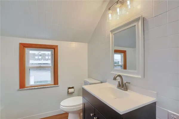 $1,300 | 740 Pershing Street, Ellwood City, PA 16117