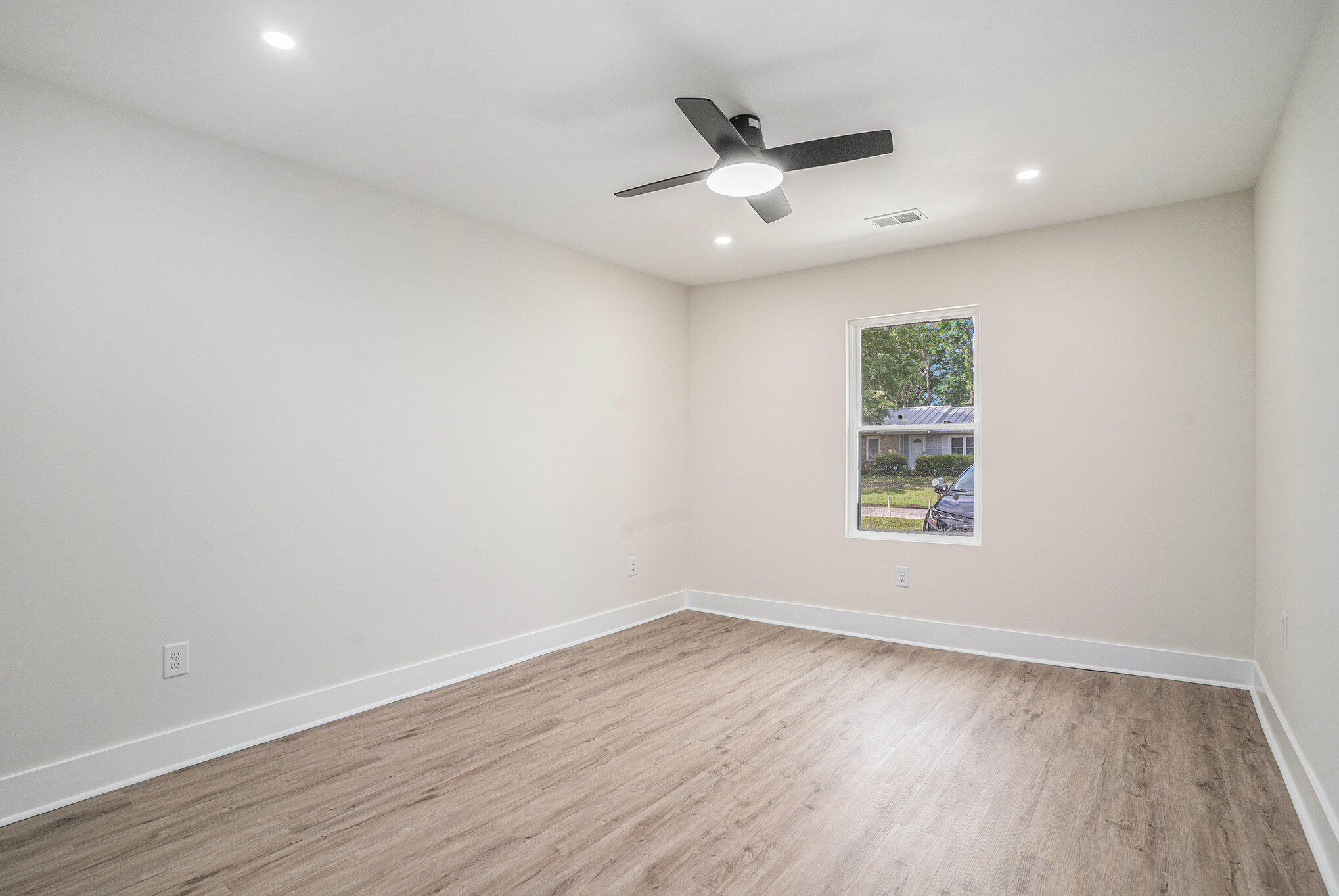 108 State Rd S-8-922 Moncks Corner, SC 29461 - Photo 16 of 28 015_dsc06041