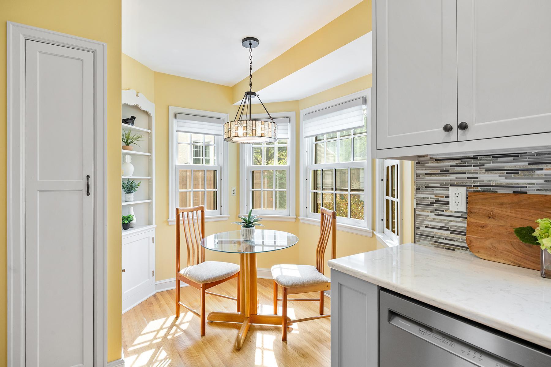 1840 West Pinehurst Avenue St. Paul, MN 55116 - Photo 12 of 39