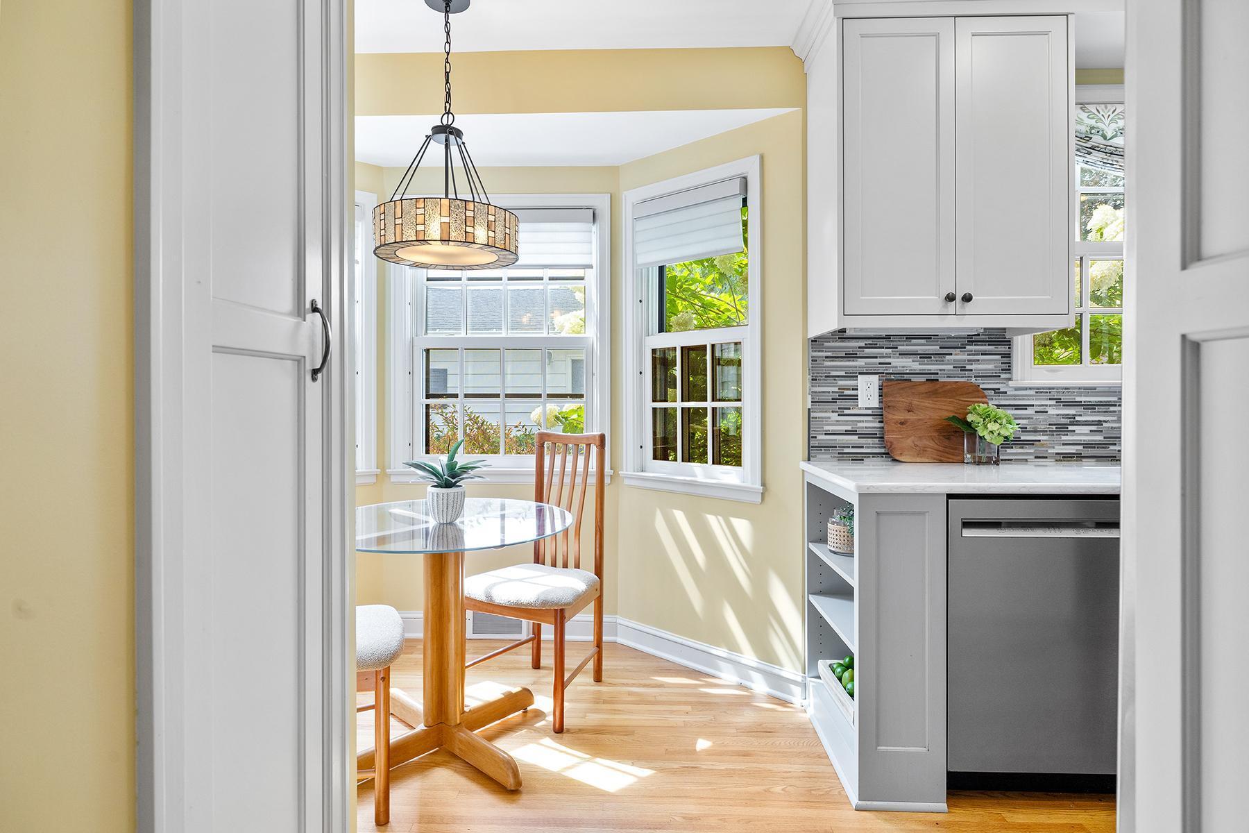 1840 West Pinehurst Avenue St. Paul, MN 55116 - Photo 13 of 39