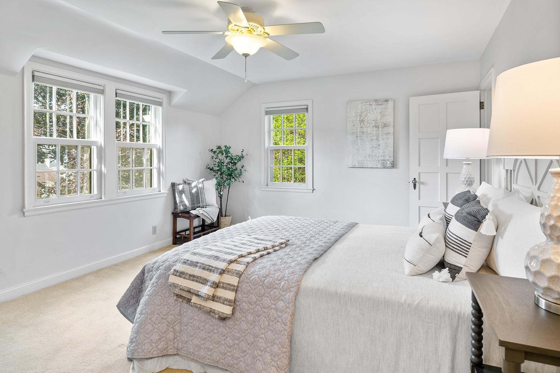 1840 West Pinehurst Avenue St. Paul, MN 55116 - Photo 26 of 39