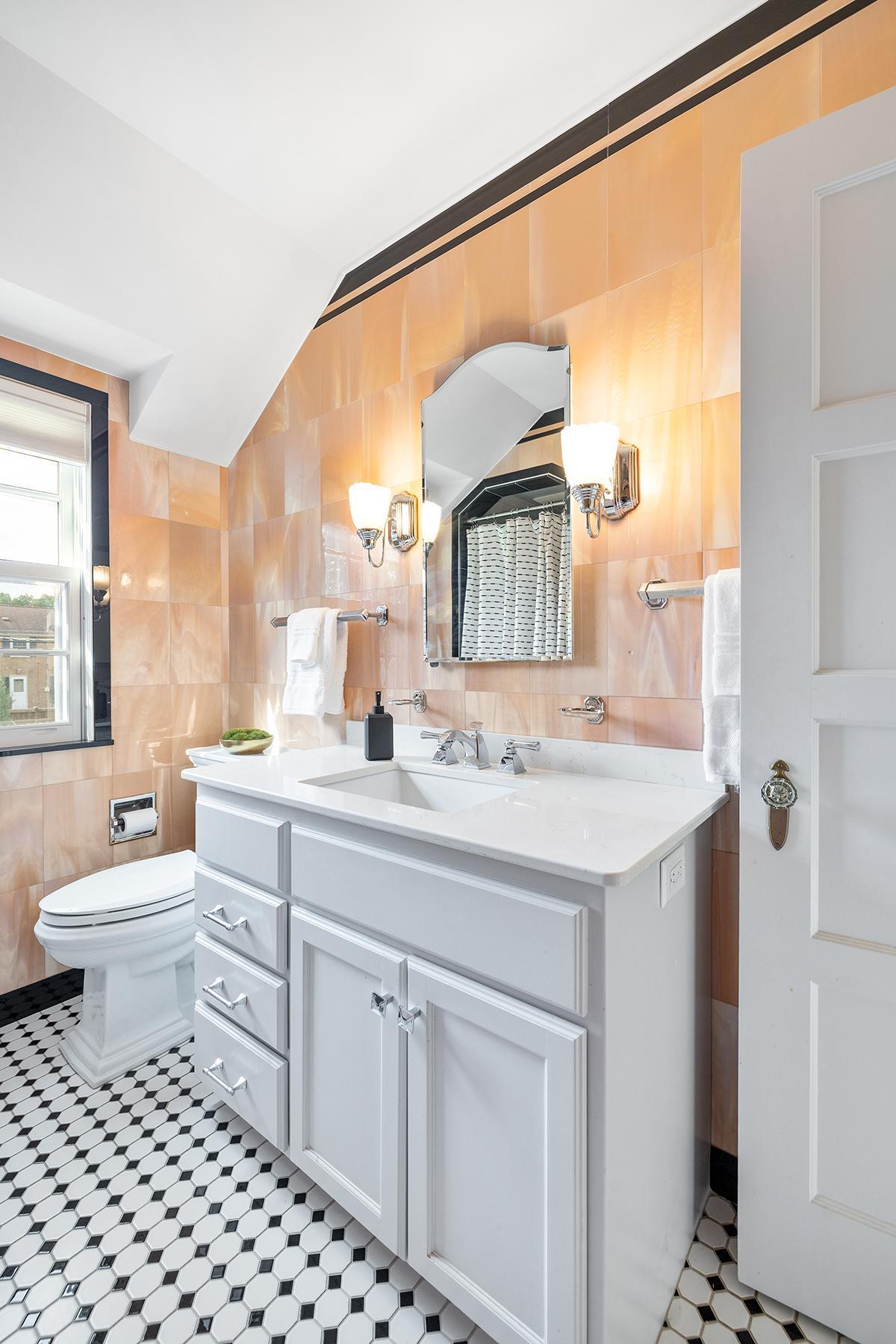 1840 West Pinehurst Avenue St. Paul, MN 55116 - Photo 28 of 39