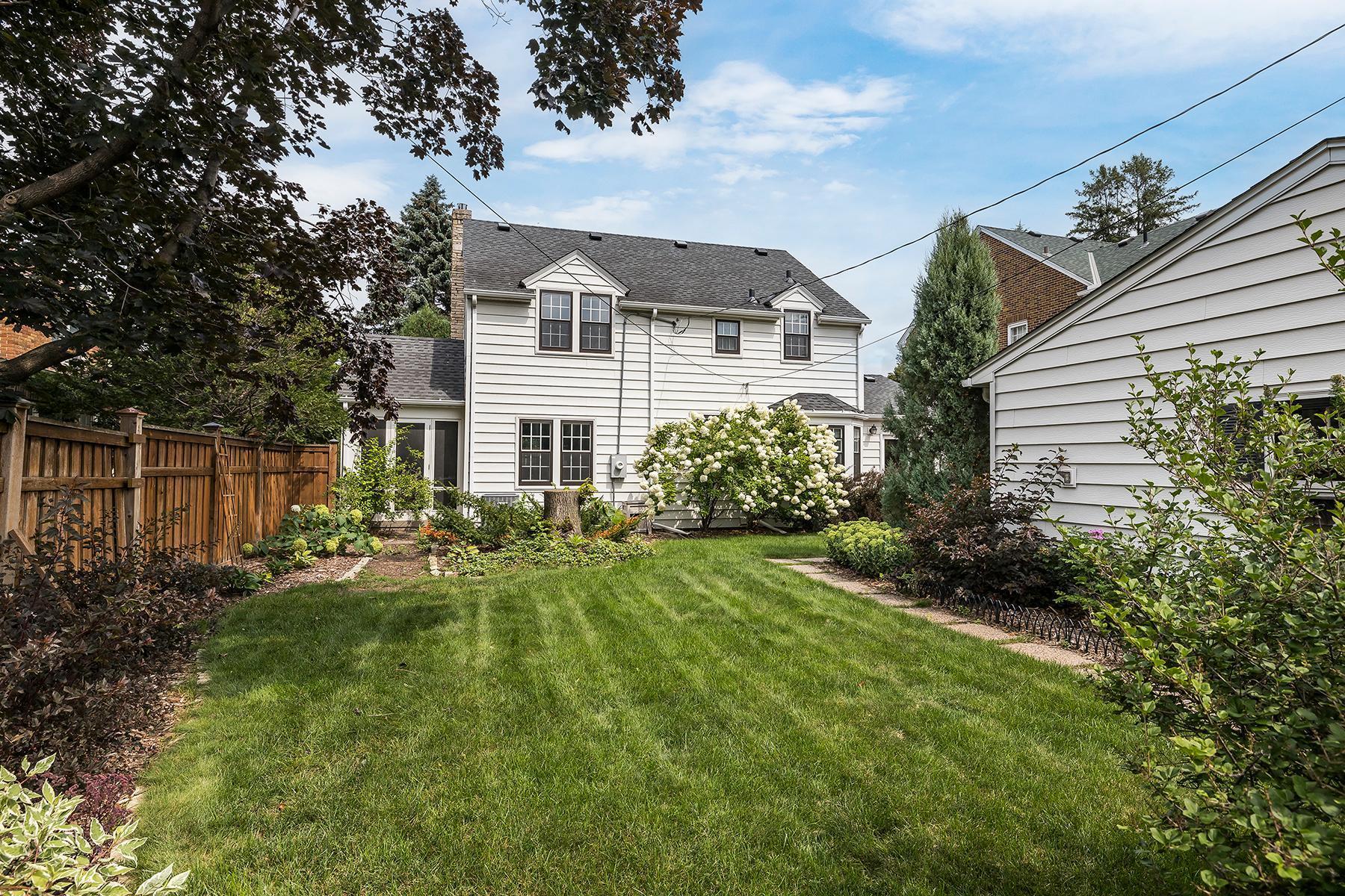 1840 West Pinehurst Avenue St. Paul, MN 55116 - Photo 37 of 39