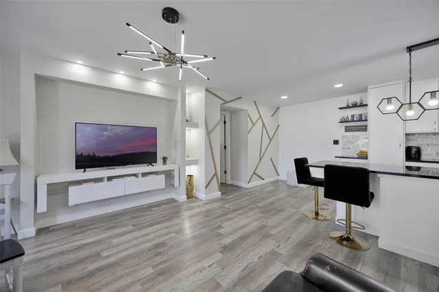 $210,000 | 6142 Westgate Drive, Unit 204, Orlando, FL 32835